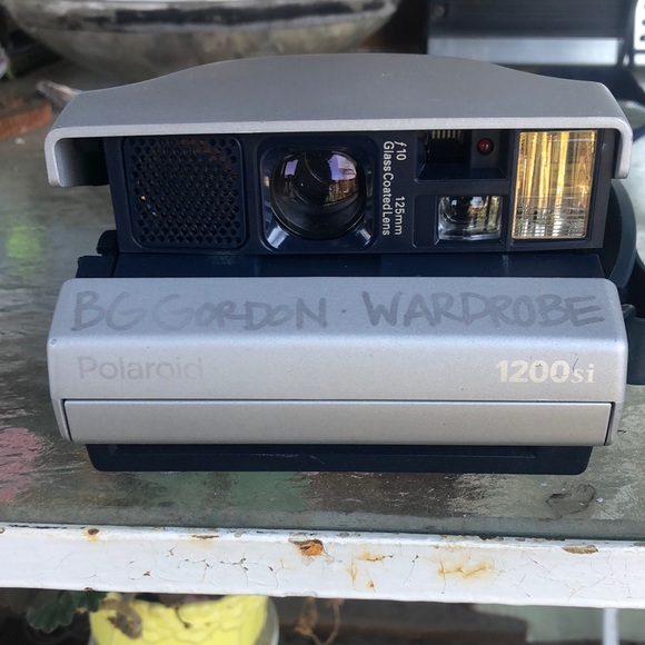 Polaroid 1200si Silver Portable Audio & Video Player - Picture 1 of 8